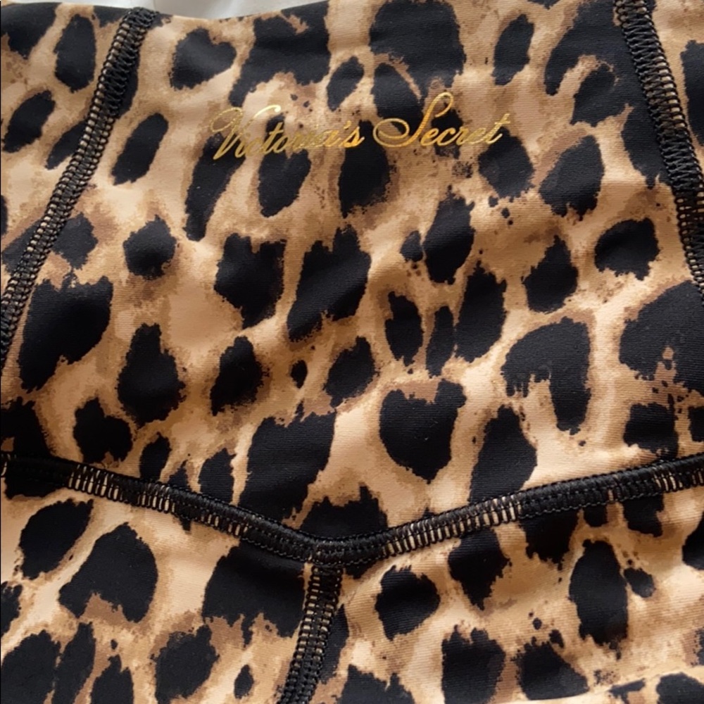 Cheetah print leggings